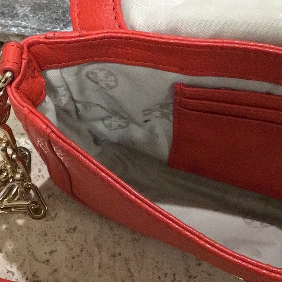 Tory Burch Cross Body Bag pebbled leather Red Smaller 9in. X 5in. approx. - Picture 10 of 15